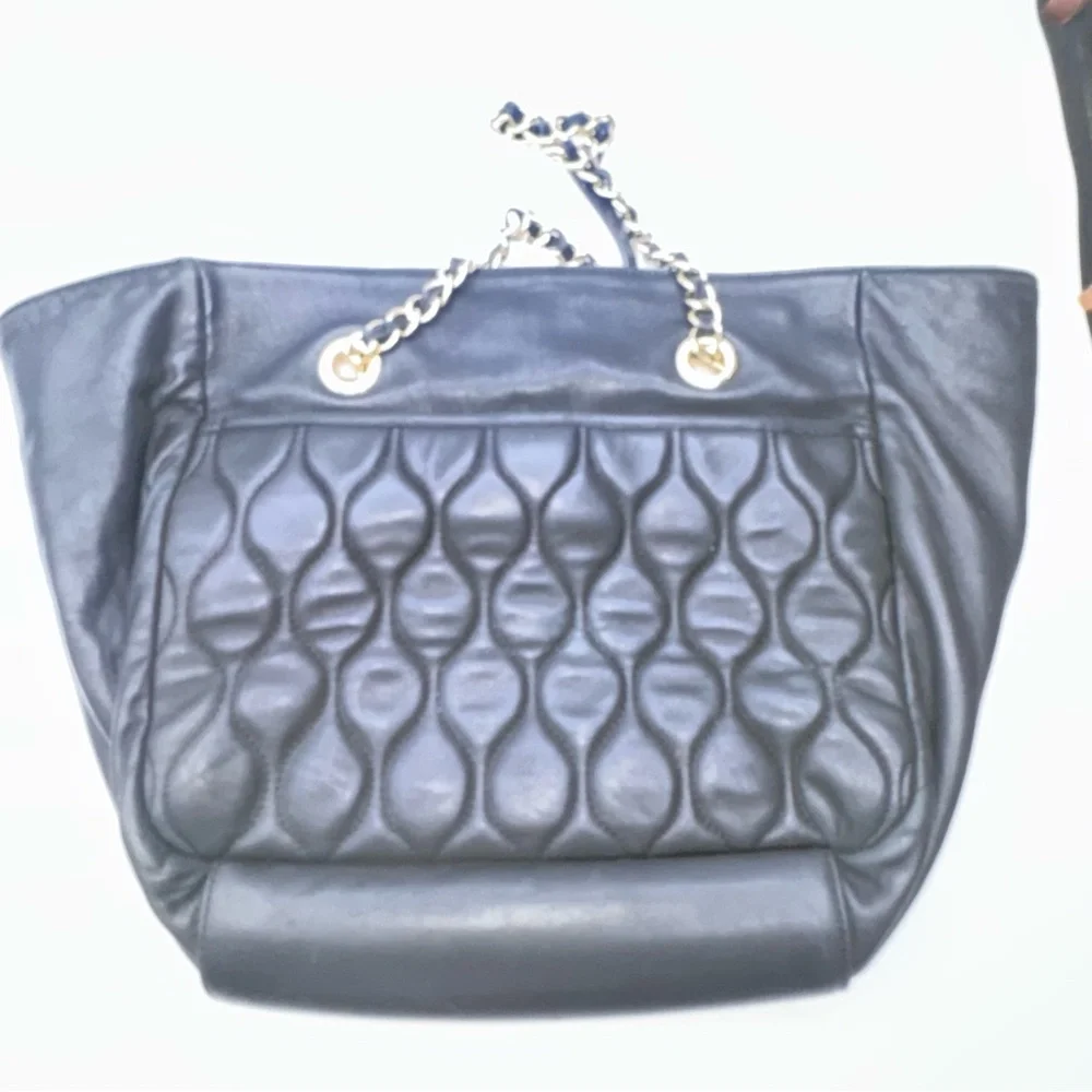 Talbots Quilted Genuine Leather Slouch Bag Tote Chain Strap Black - Picture 9 of 16